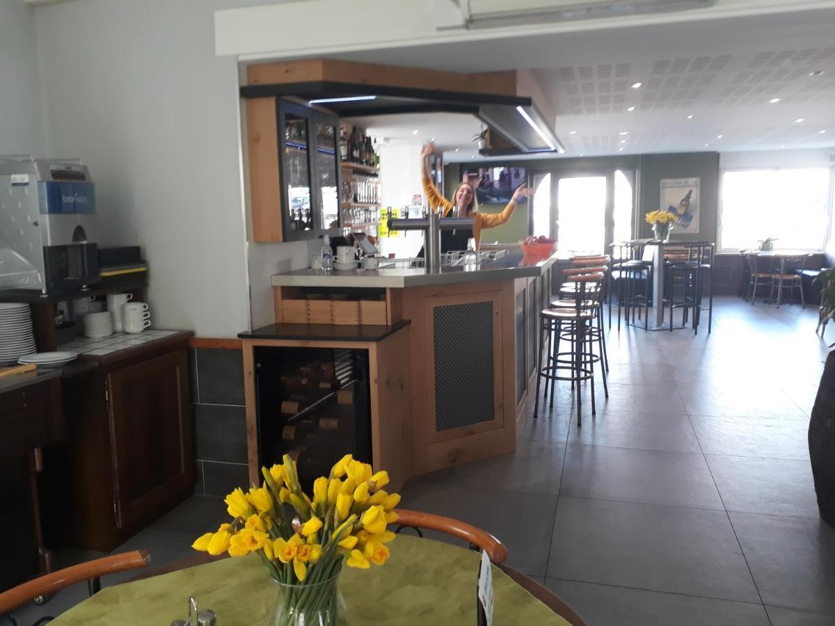 Auberge Des Avenieres Les Avenieres Luaran gambar
